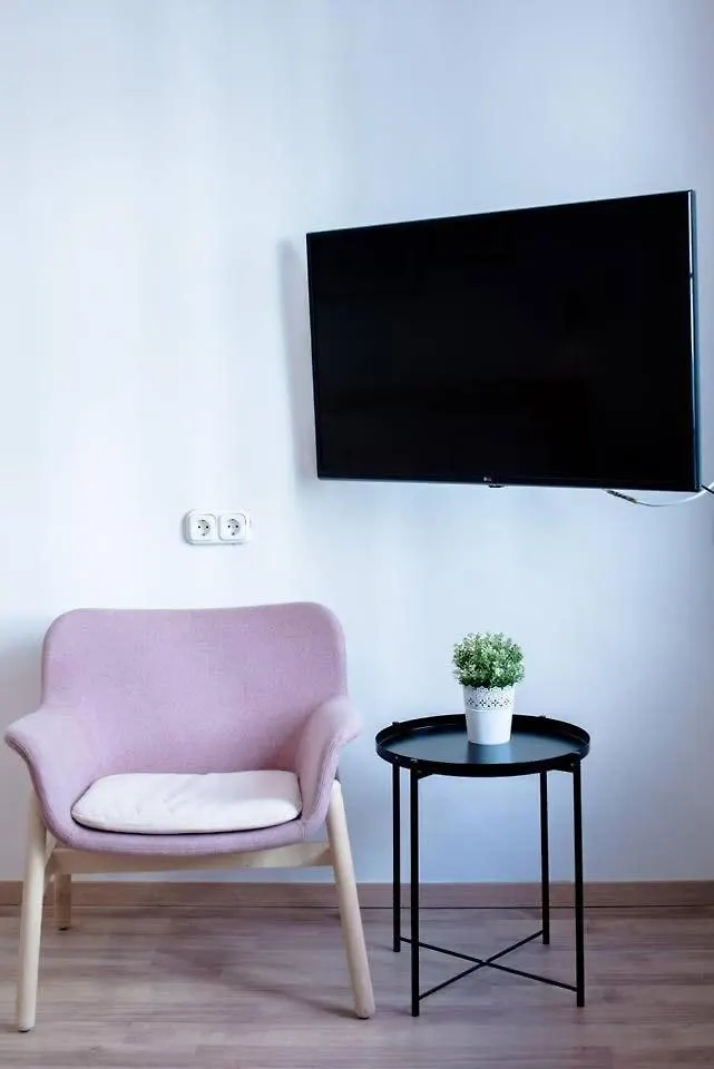 Apartment New Home With Aircon At Great Location Budapest
